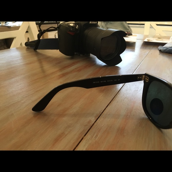 Ray Ban wayfarer, with glass polarized lenses, - Picture 3 of 7